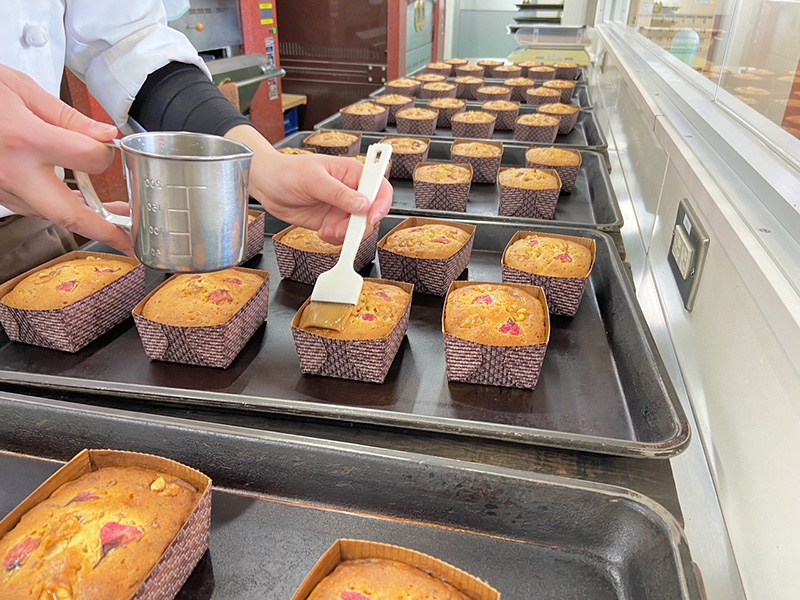 南蛮屋焼き菓子工房の桜のパウンドケーキ