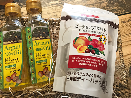 アルガンオイルとアイスハーブティーのご試食