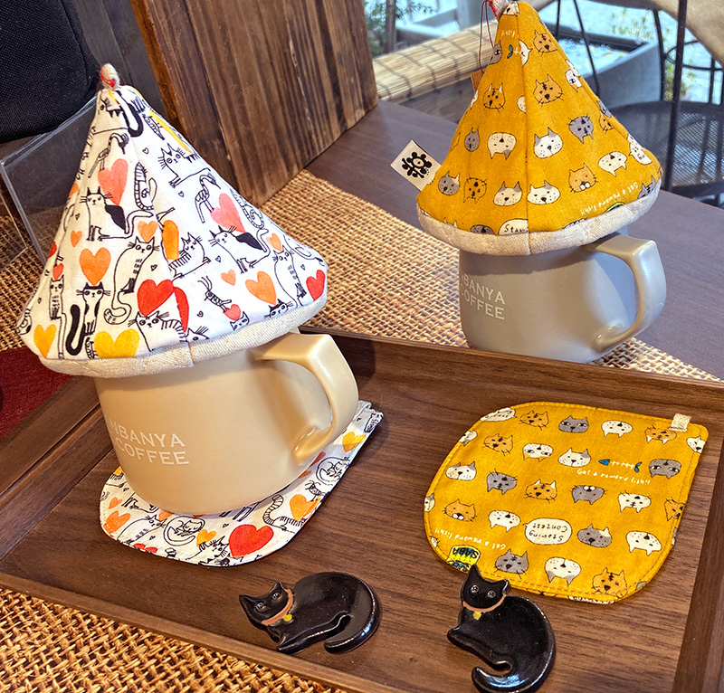 コースターも形がリニューアル！