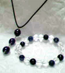 とんぼ玉と天然石ブレスレット