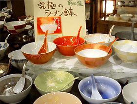 究極のラーメン鉢とレンゲ