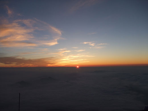 富士登山・御来光