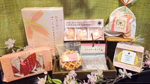桜商品盛り沢山