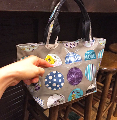 外ポケット付きバック