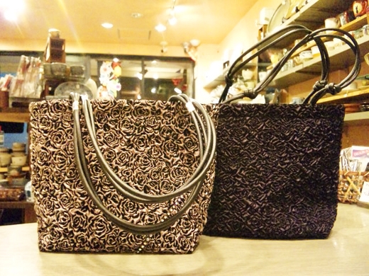 いづみ工房 エンボスバッグ