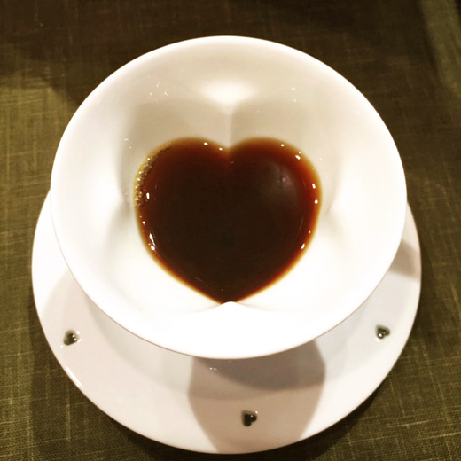 「水晶ハートインクローバー」のカップ