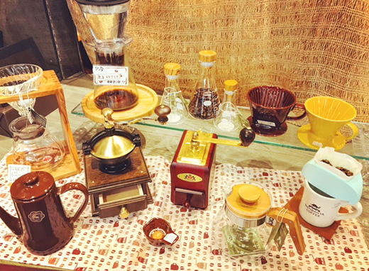 コーヒーミル体験コーナー