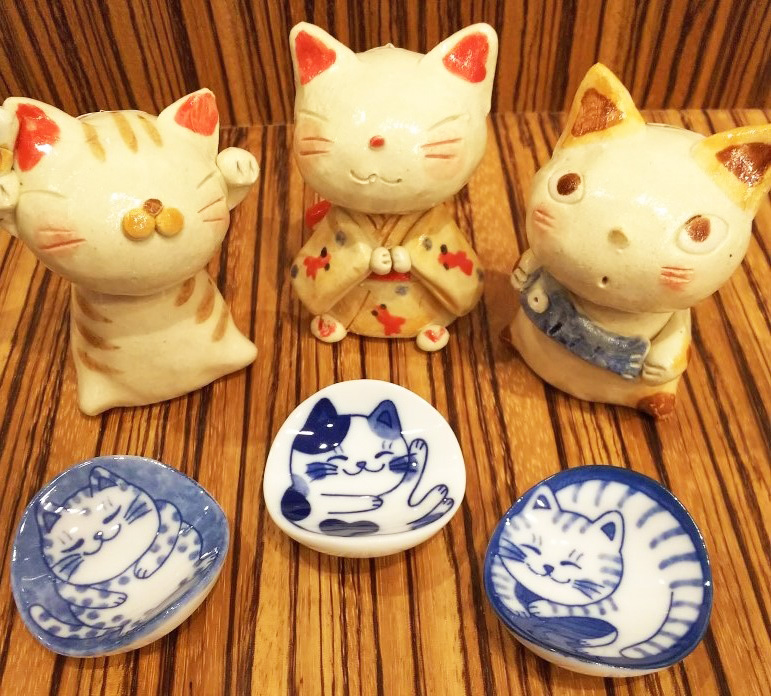 猫柄の陶器