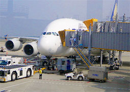 エアバスの総2階建てのジャンボ