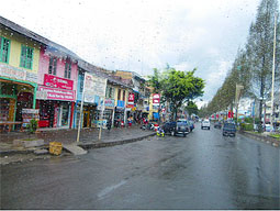 プラスタギの町並み