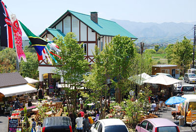 沢山のお客様が来店