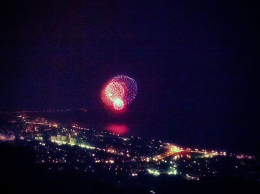 平塚テレビ塔から見た平塚花火大会