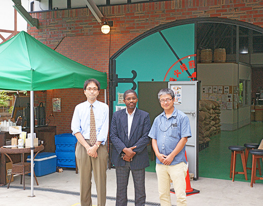 ガボン共和国からのお客様が南蛮屋ガーデン訪問