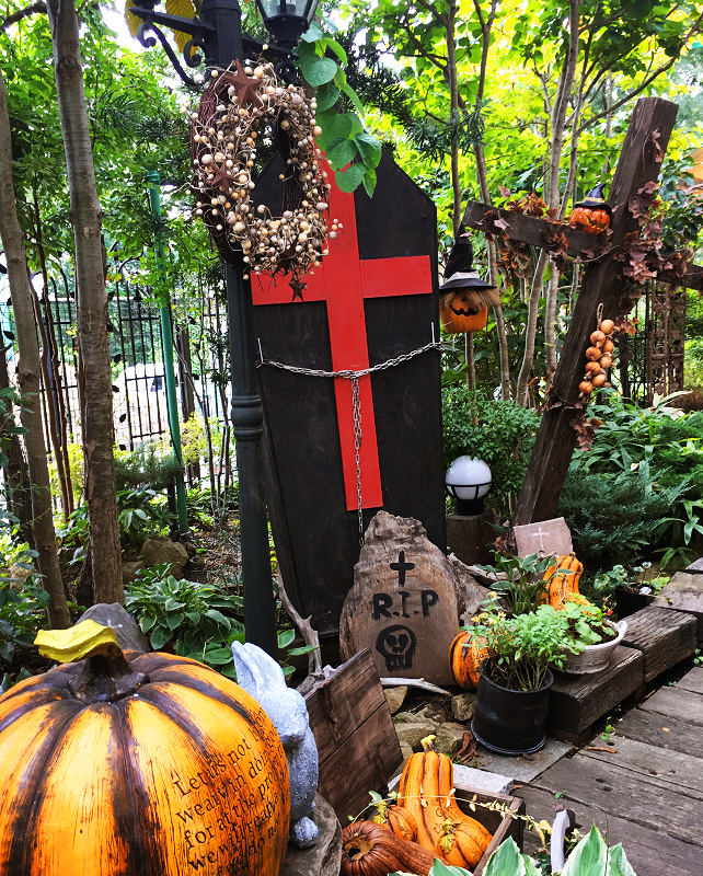 南蛮屋ガーデンのハロウィン飾り